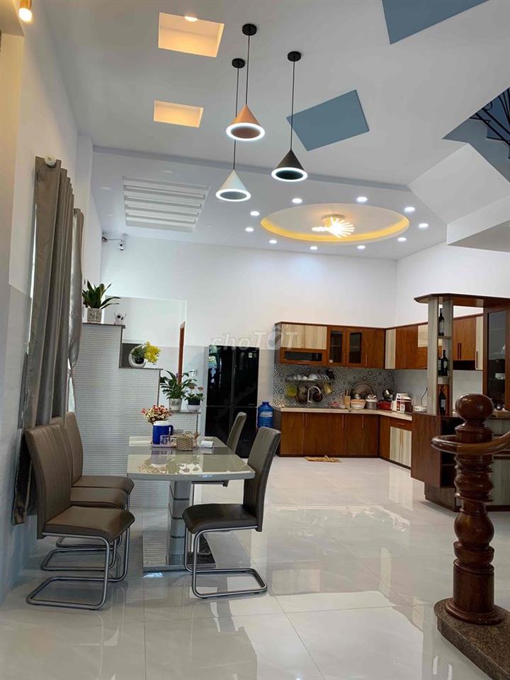 Bán Biệt Thự Chính Chủ, Đẹp, Hiện Đại Tại Xuân Lộc,Tp.Đồng