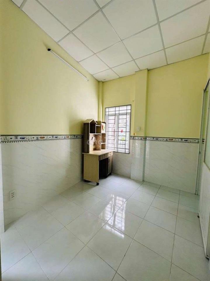 GIÁ TỐT - NHÀ LẠC LONG QUÂN - 27m2 - 2.8 tỷ TL 