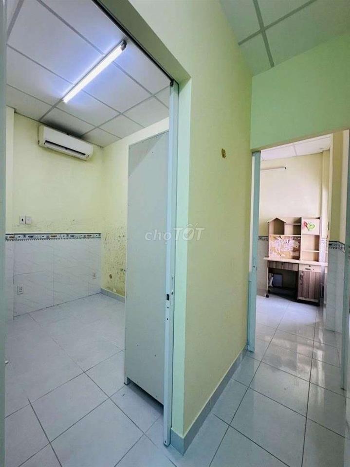 GIÁ TỐT - NHÀ LẠC LONG QUÂN - 27m2 - 2.8 tỷ TL 