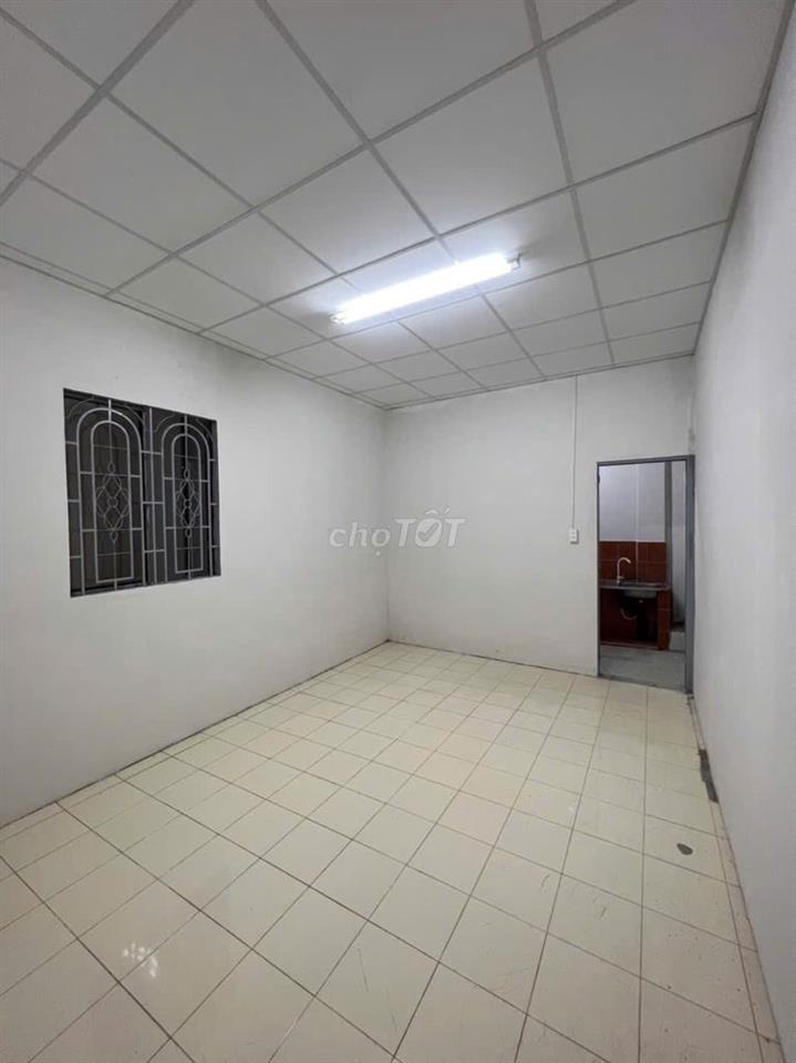 Lạc Long Quân khu Bàu Cát - HXH, 50m2 (4x13)- giá 5.8Tỷ