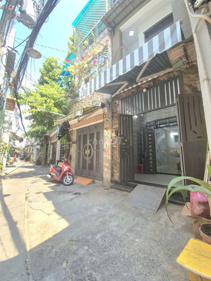 Bán nhà 2 Lầu chính chủ hẻm xe hơi Thông ngay Bàu cát Tân Bình