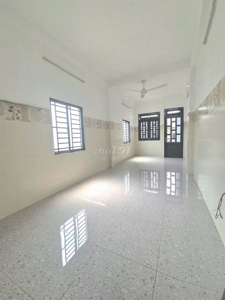 Bán nhà 2 Lầu chính chủ hẻm xe hơi Thông ngay Bàu cát Tân Bình
