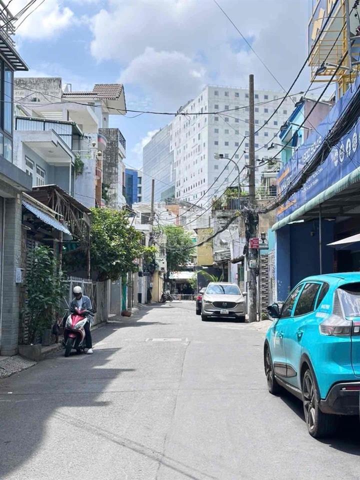 NHÀ HẺM XE HƠI TRƯỜNG CHINH TÂN BÌNH KHU TRUNG TAM ĐÔNG DÂN CU