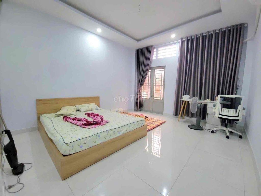 NHÀ NI SƯ HUỲNH LIÊN TÂN BÌNH ĐƯỜNG THÔNG THOÁNG KHU AN NINH