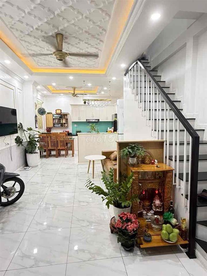NHÀ HẺM XE HOI TRẦN VĂN ON TÂN PHÚ KHU DAN CU DONG DUC