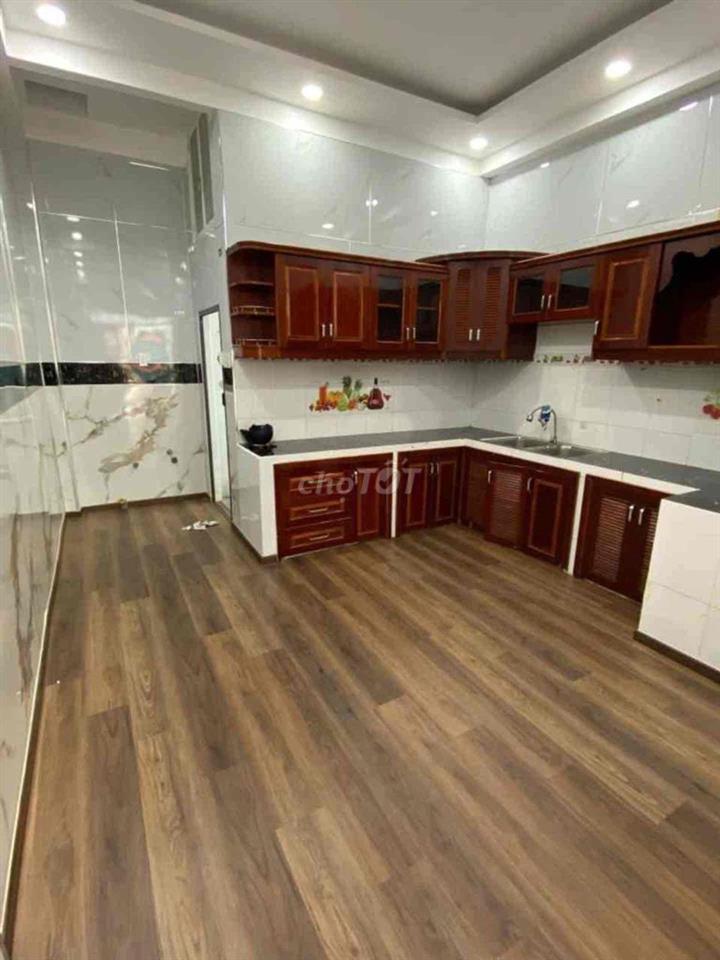 NHÀ VƯỜN LÀI TÂN PHÚ HẺM THÔNG THOÁNG KHU DÂN CU