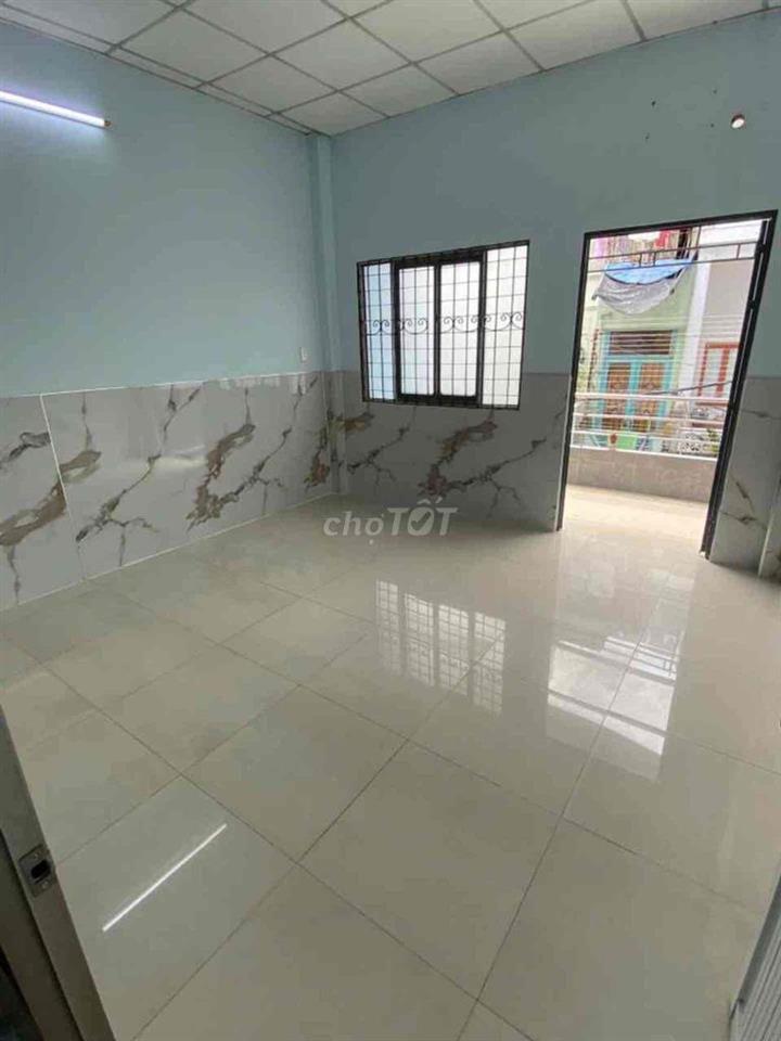 NHÀ VƯỜN LÀI TÂN PHÚ HẺM THÔNG THOÁNG KHU DÂN CU