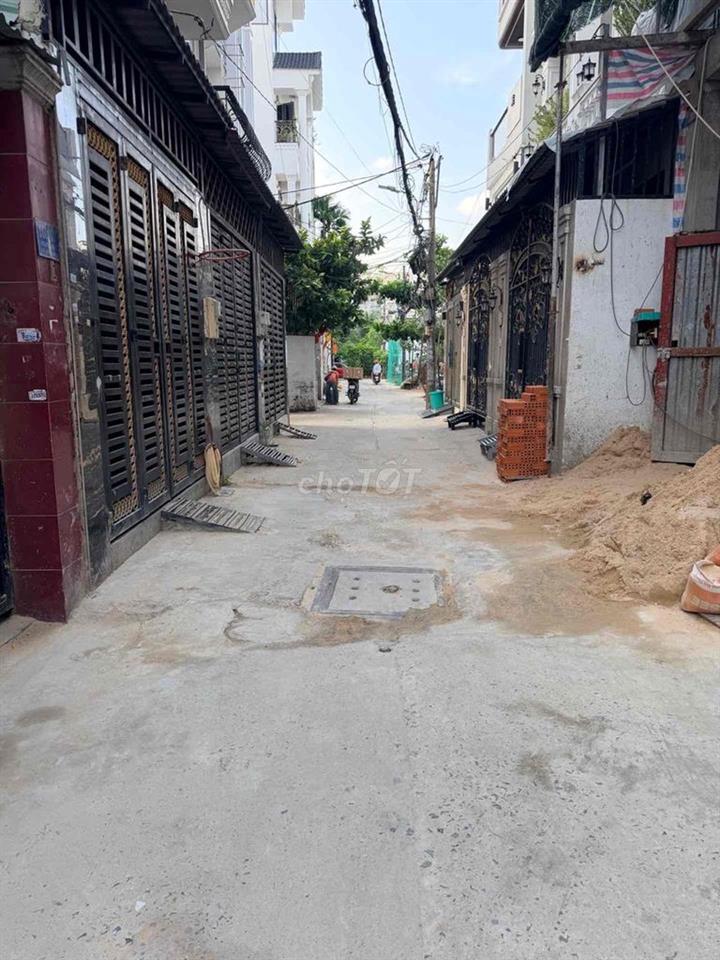 BÁN NHÀ TÂN PHÚ LÊ LIỄU KHU AN NINH DUONG THÔNG THOANG