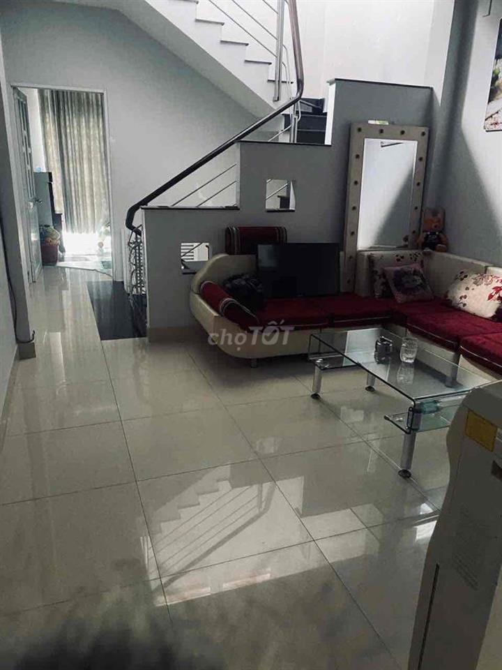 NHÀ BÁN HẺM XE HƠI GÒ DẦU TÂN PHÚ 3 TẦNG BTCT