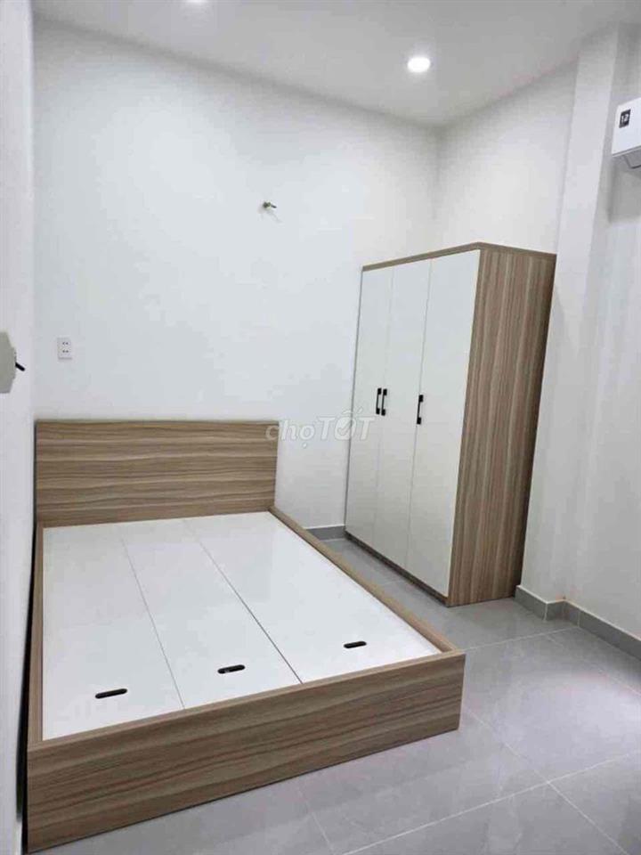 NHÀ 2 TẦNG BTCT HXH DG SỐ 8 LÊ THÚC HOẠCH