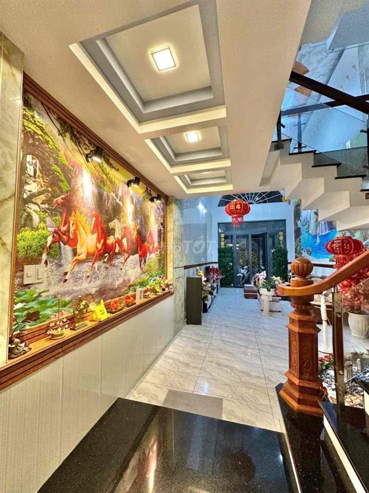 NGỘP BANK BÁN GẤP NHÀ 6 TẦNG THANG MÁY- 117 M2 - 12 TỶ NHỈNH