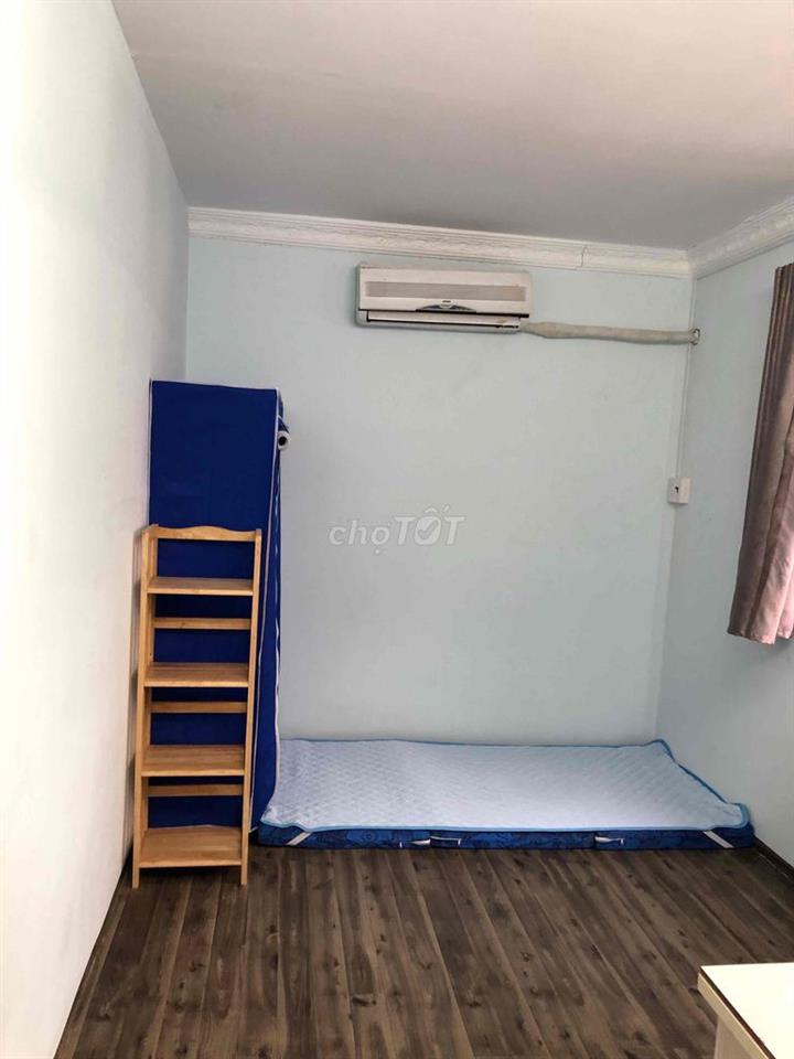 Phòng ban công cửa sổ full nội thất, 5p đến ĐHBK