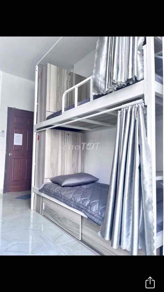 Ký túc xá nam, 5p đi bộ đến Huit, tại 24 Lê Trọng Tấn