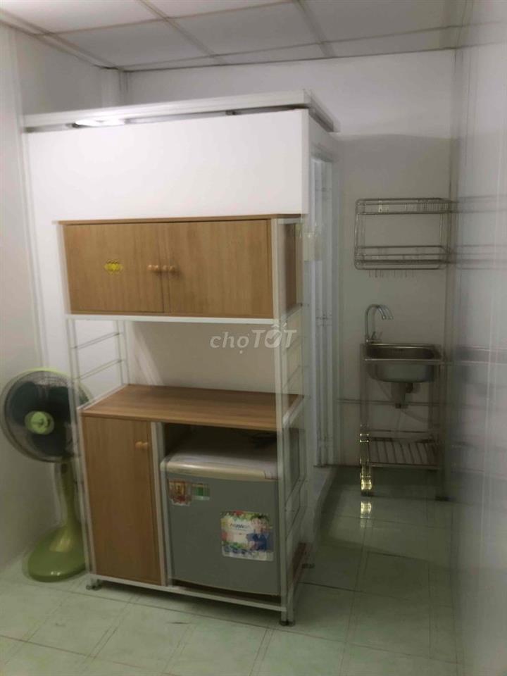 Phòng ban công, cửa sổ, full nội thất, 5p đi bộ đến Huit