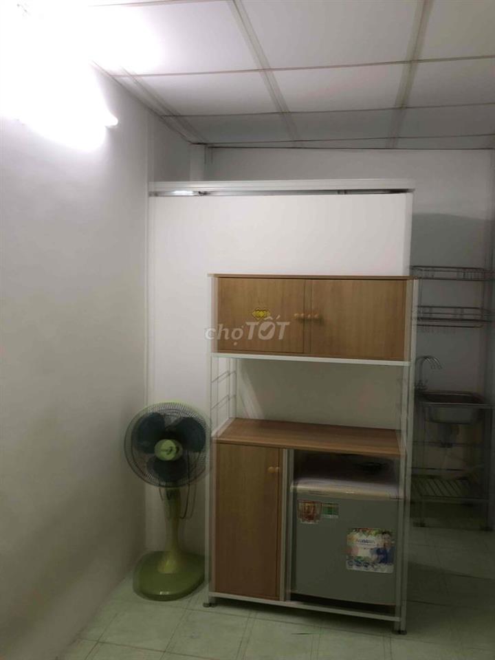 Phòng ban công, cửa sổ, full nội thất, 5p đi bộ đến Huit
