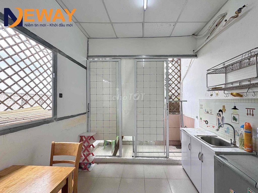 Phòng full nội thất tại 385 Nguyễn Sơn