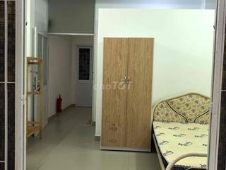 2 phòng ngủ+ban công+tách bếp