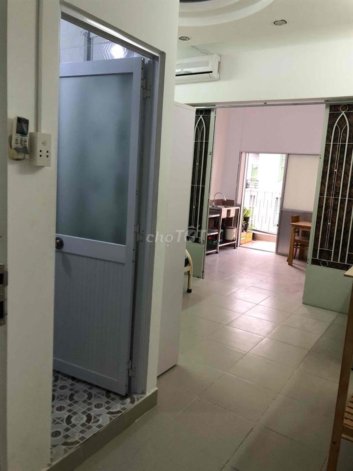 2 phòng ngủ+ban công+tách bếp
