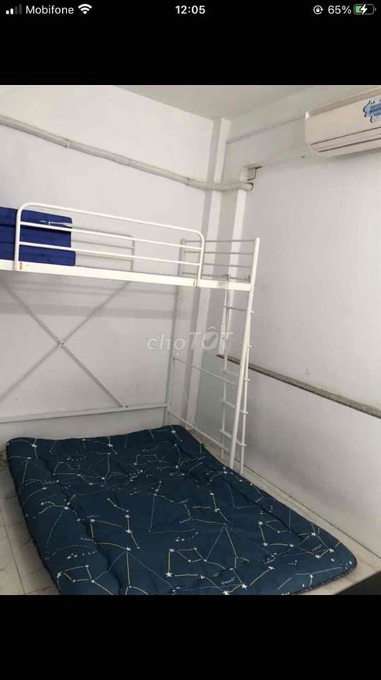 Phòng ban công, tách bếp, full nội thất tại 385 Nguyễn Sơn