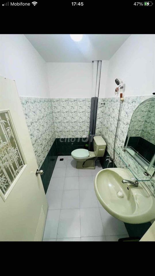 Phòng ban công, cửa sổ, bếp ngoài phòng full nội thất