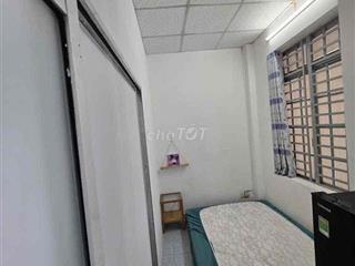 Phòng ban công, cửa sổ, bếp ngoài phòng full nội thất