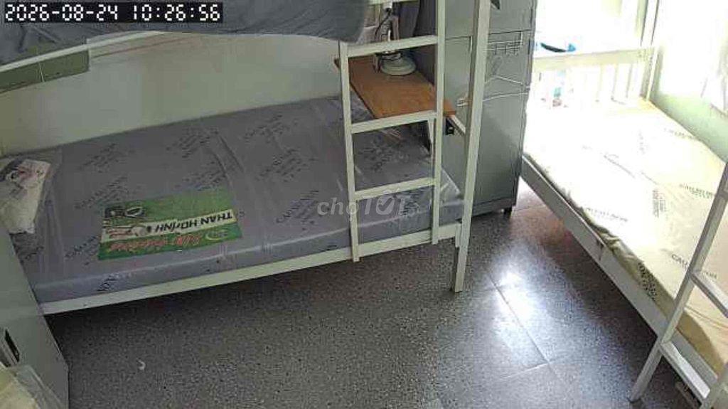 Nữ ở ghép sát cạnh ĐH Công Thương tại 24 Lê Trọng Tấn