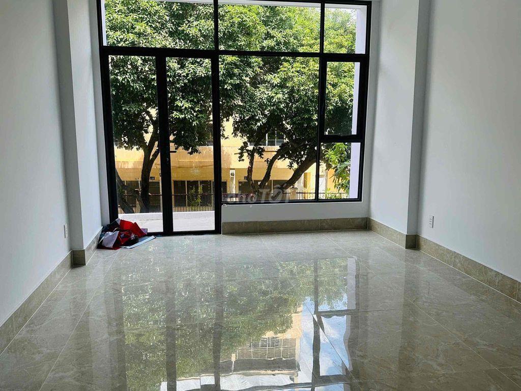 Cho Thuê nhà MT 389 Nguyễn Trọng Tuyển, 4x18m, 4 Tầng ST, (dt sàn 168)
