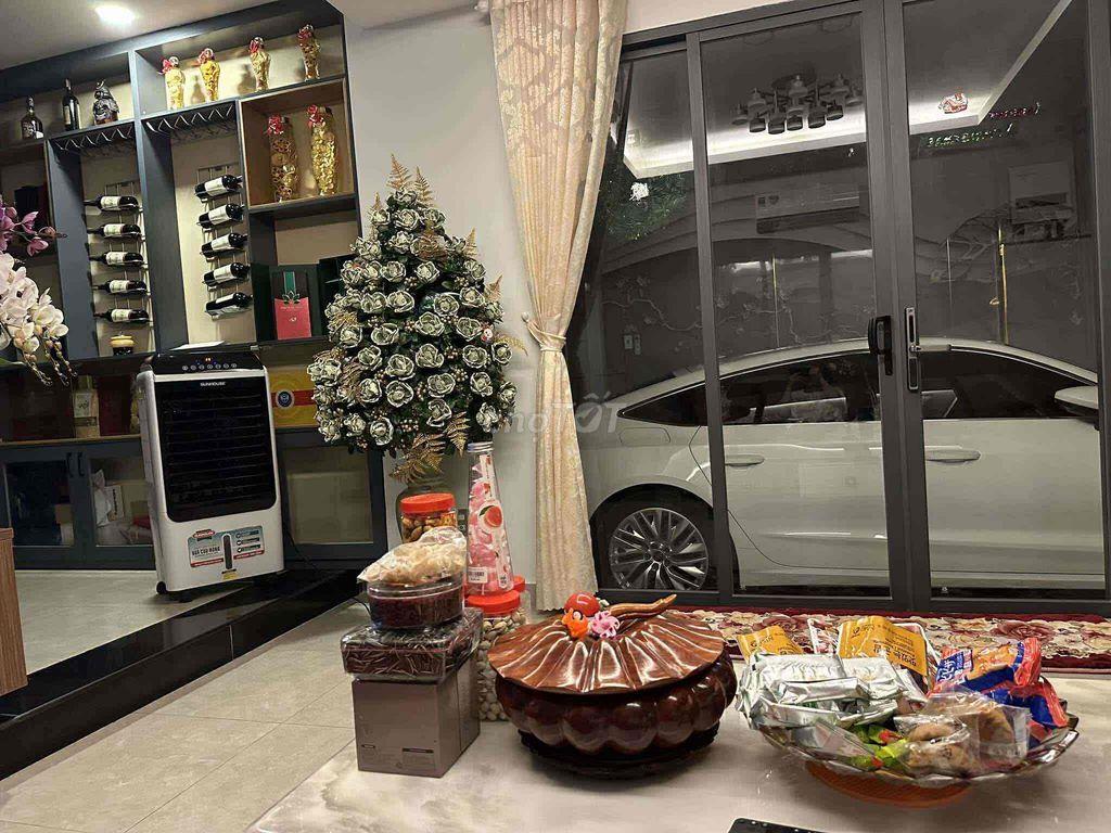 Gia đình cần bán
