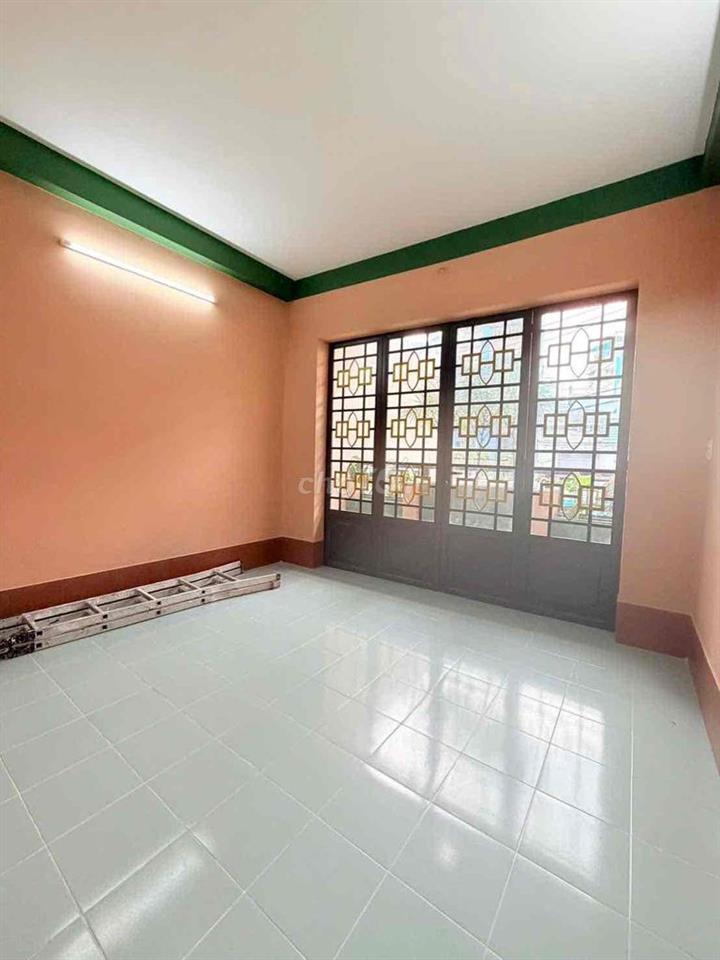 Cho thuê mặt tiền 7 Hồng Lạc, p. Bảy Hiền, 4x16m, 4 tầng , 20tr