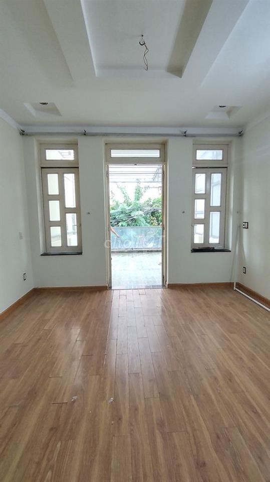 Chính chủ thiện chí bán nhà. Vị trí kinh doanh 31/12 Phan Huy Ích