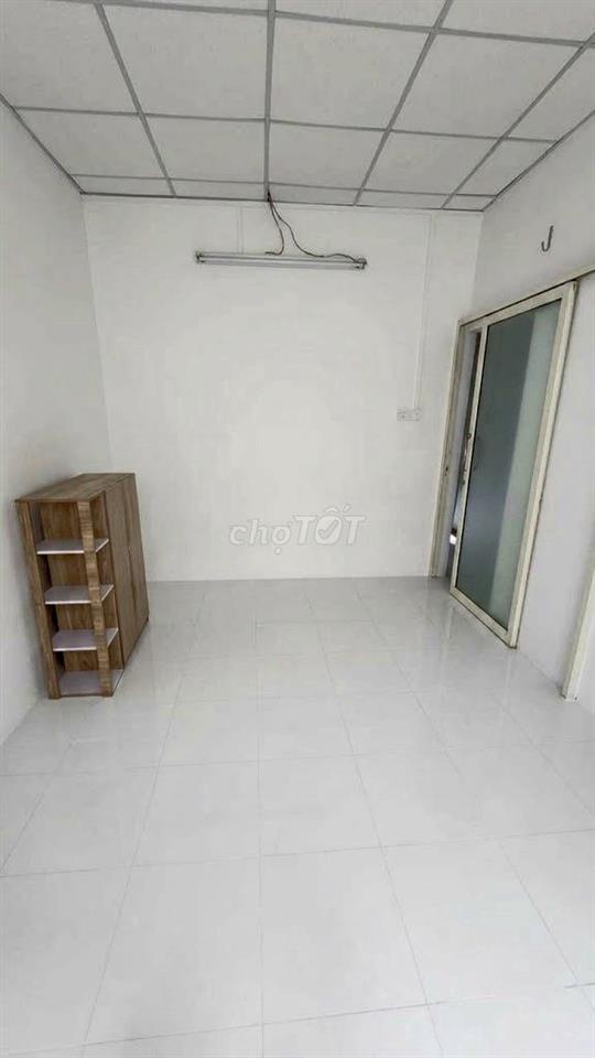 5 tỷ nhỉnh - 40m2 x 2 lầu, 1 xẹt - hẻm xe hơi ngay CV Hoàng Văn Thụ