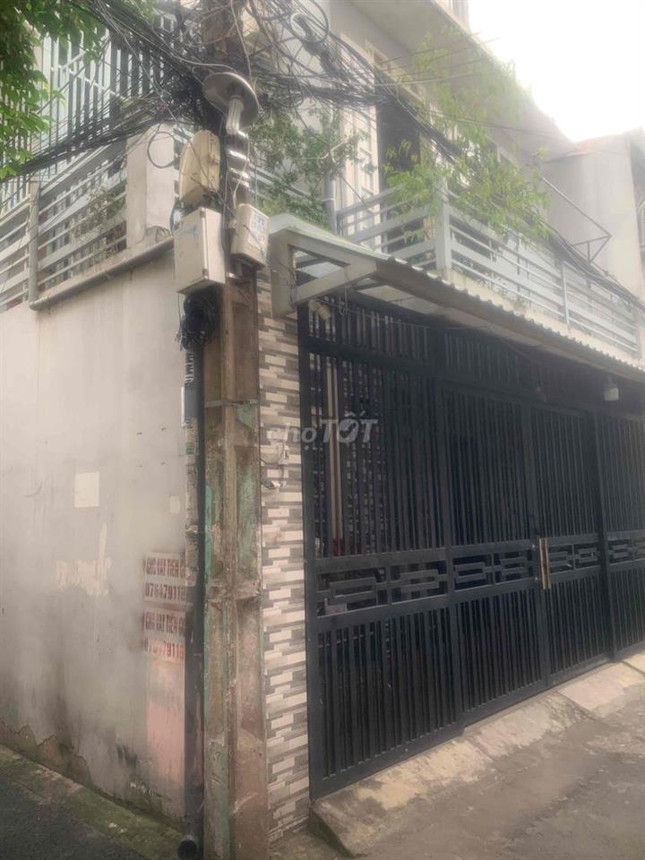 nhà 6 x 11m 3 hai mặt hẻm