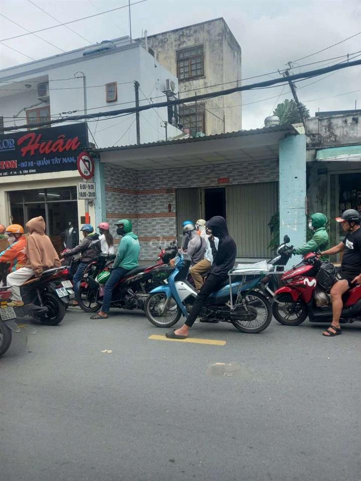 bán nhà Tân Bình, mặt tiền đường lớn