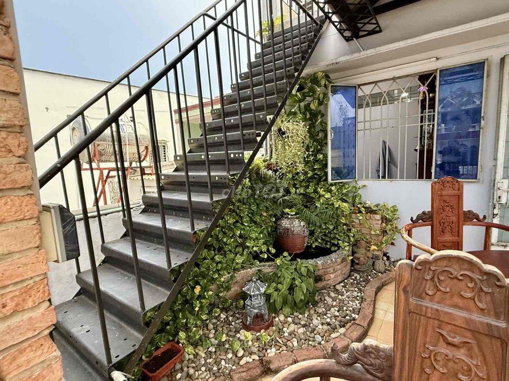MTKD NGAY CHỢ TÂN BÌNH - 120m2 NGANG 5M - NGAY NGÃ 4 BẢY HIỀN GIÁP Q10