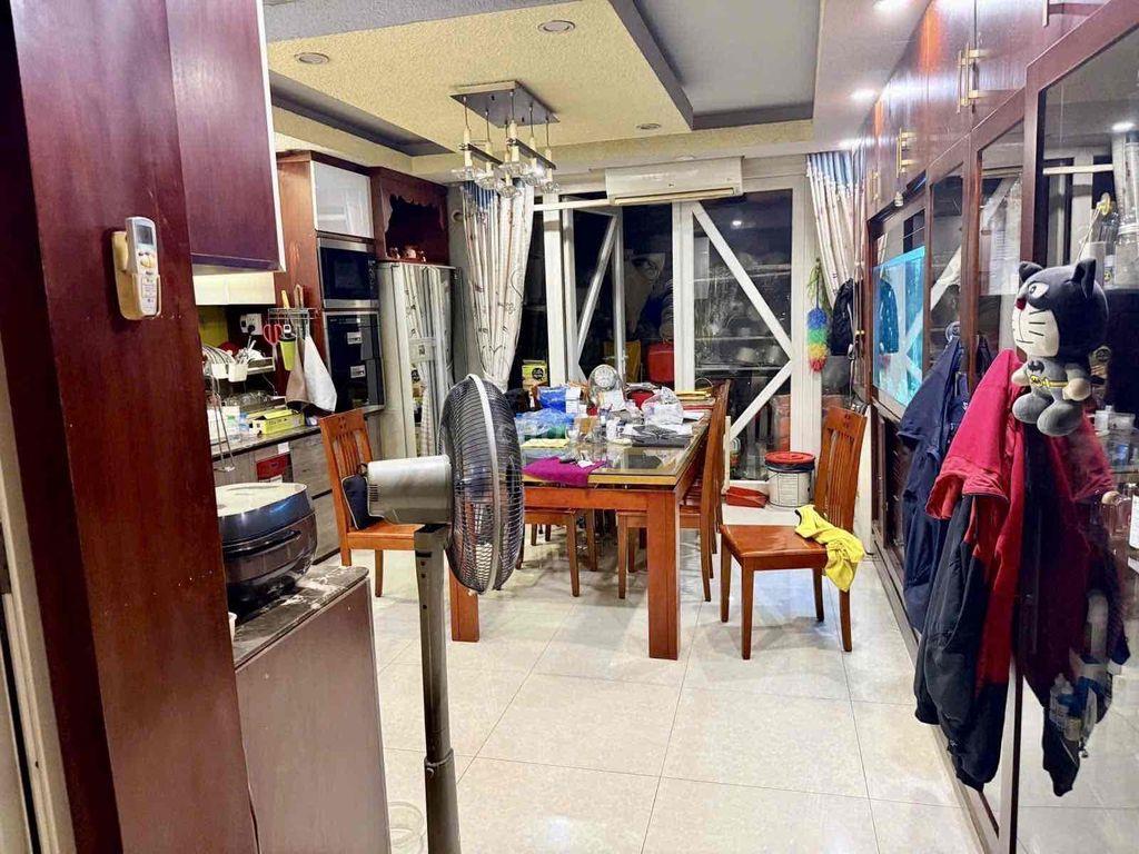 Mặt Tiền Giác Viên (LLQ cũ) Ngay Đầm Sen - 5 tầng BTCT chủ gấp bán