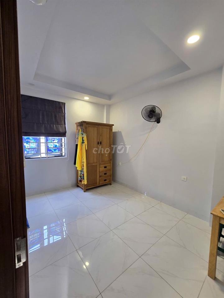 chính chủ bán nhà mới đẹp, hẻm an ninh, yên tĩnh