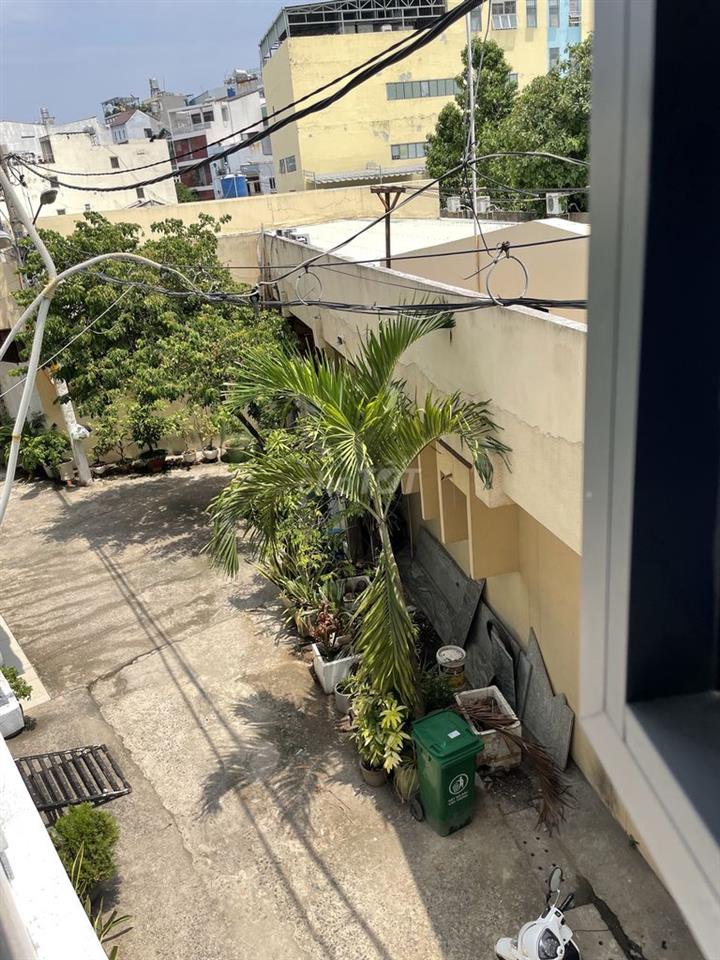 chính chủ bán nhà mới đẹp, hẻm an ninh, yên tĩnh