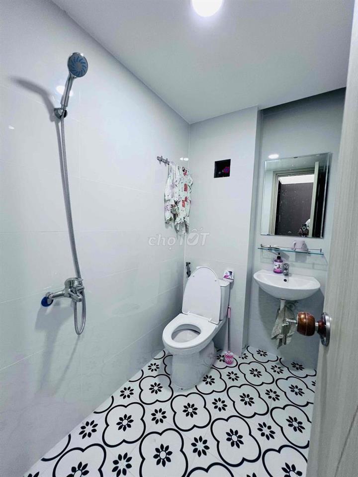 HẺM XE HƠI - Nhà đẹp 4 tầng Lạc Long Quân 35m2 ngang 3.5m - Full NT