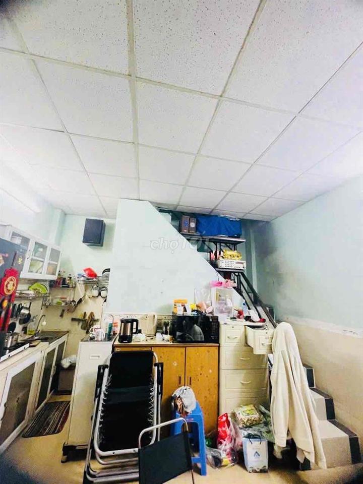 Gấp - Nhà Lý Thường Kiệt giáp ĐH Bách Khoa Q10 - 2 lầu kiên cố - 3.98T