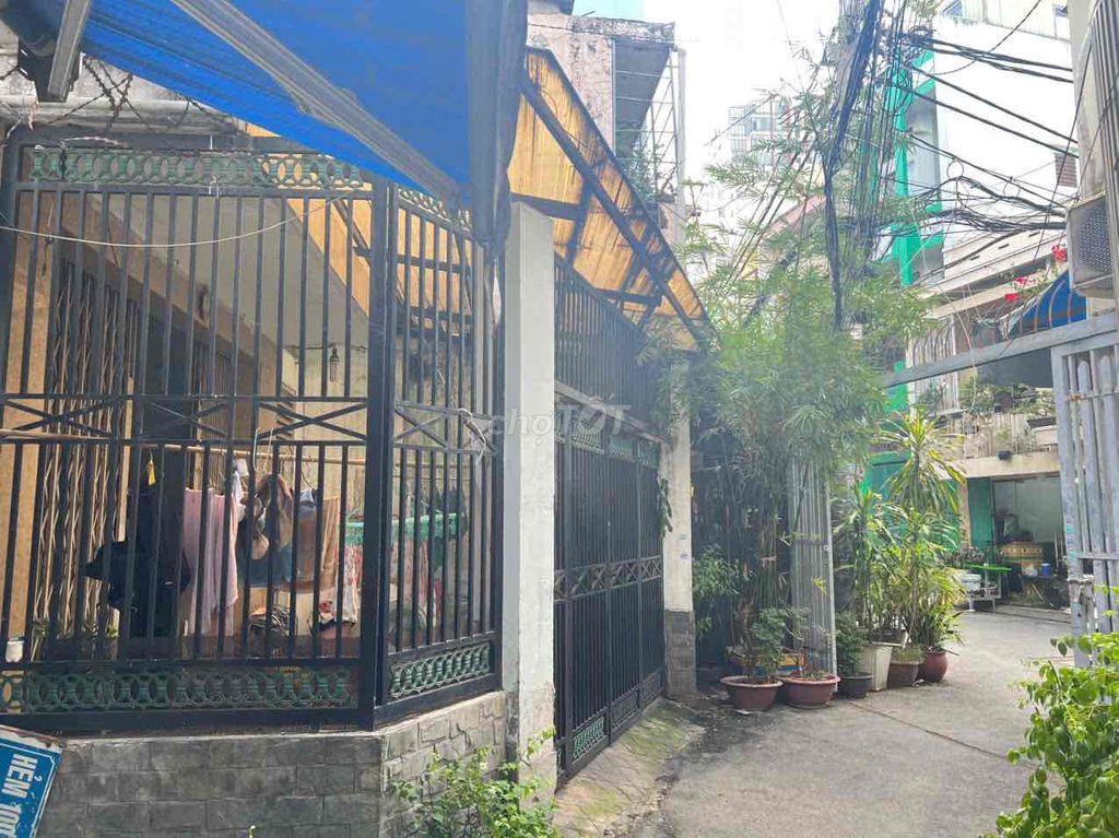 Chính chủ  bán nhà hẻm xe hơi