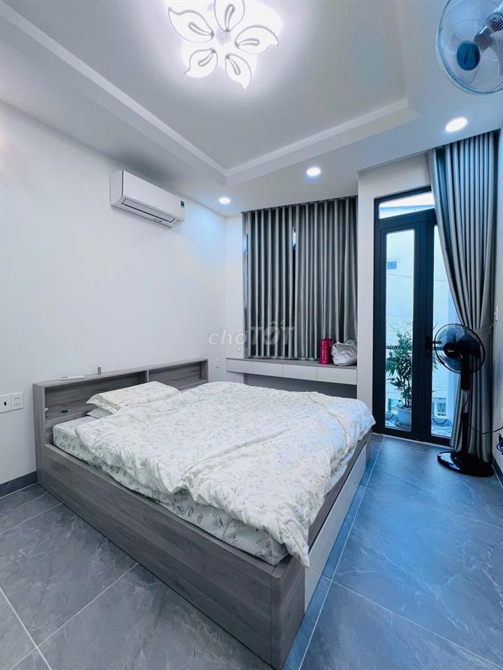 HẺM XE HƠI - NHÀ ĐẸP 4 TẦNG - KHU VIP LẠC LONG QUÂN - 37M2 SỔ VUÔNG 
