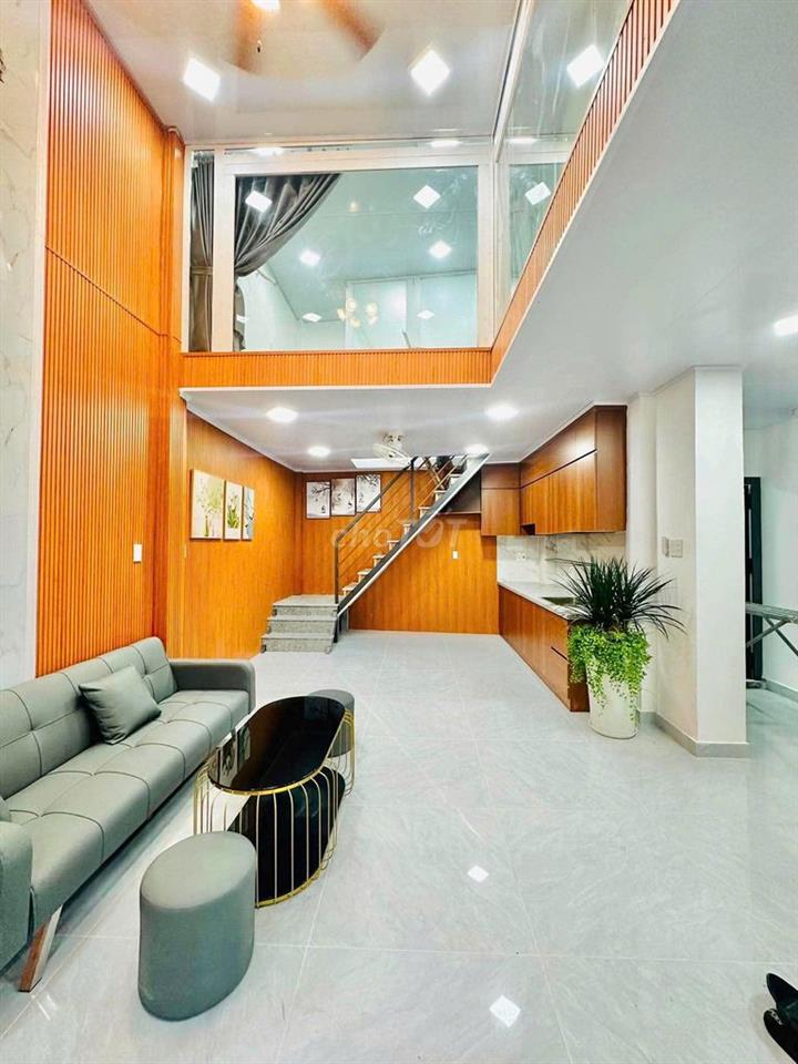 Nhà đẹp 30m2 Lạc Long Quân giáp Quận 10 an ninh 4.15 tỷ TL
