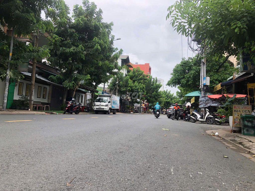 Tôi chủ nhà bán mặt tiền Nguyễn Phúc Chu,gần nhà ga T3 Tân bình