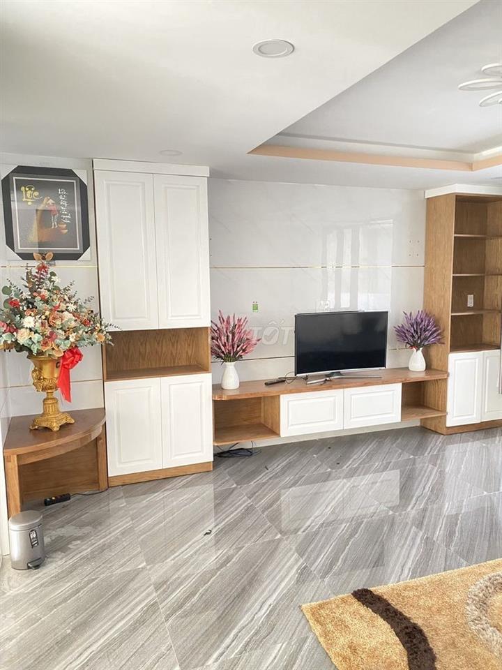 Tôi chủ nhà bán mặt tiền Nguyễn Phúc Chu,gần nhà ga T3 Tân bình