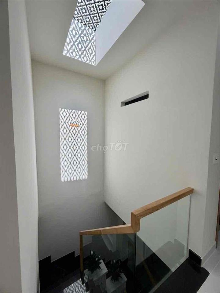 HOÀNG BẬT ĐẠT, TÂN BÌNH, HẺM XE TẢI, GẦN MT, 48 m2, 2 TẦNG, 3PN 2WC