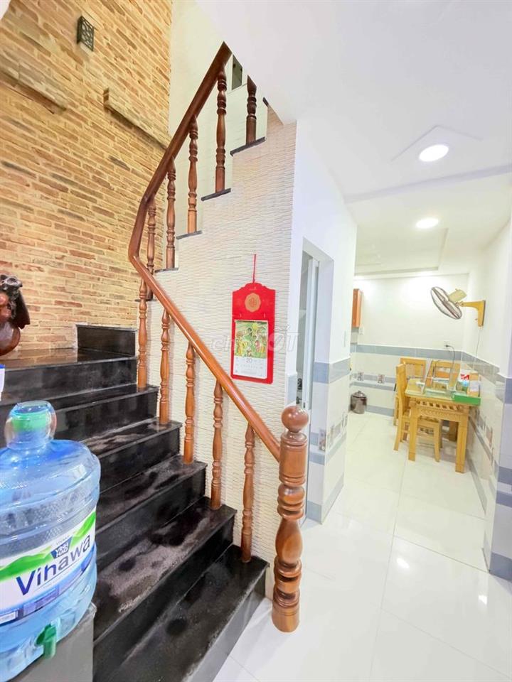 NHÀ CHÍNH CHỦ CHO THUÊ, P1, TÂN BÌNH