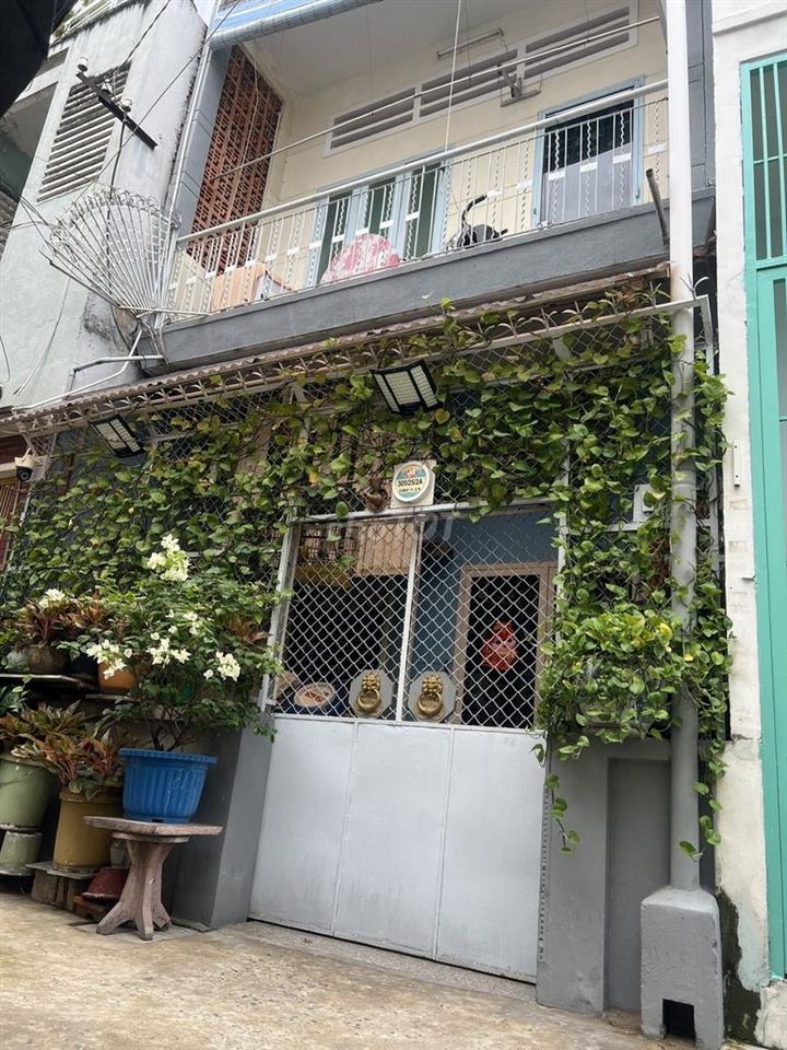 Nhà bán nhanh hẻm xe hơi ngay trung tâm p1, Tân Bình