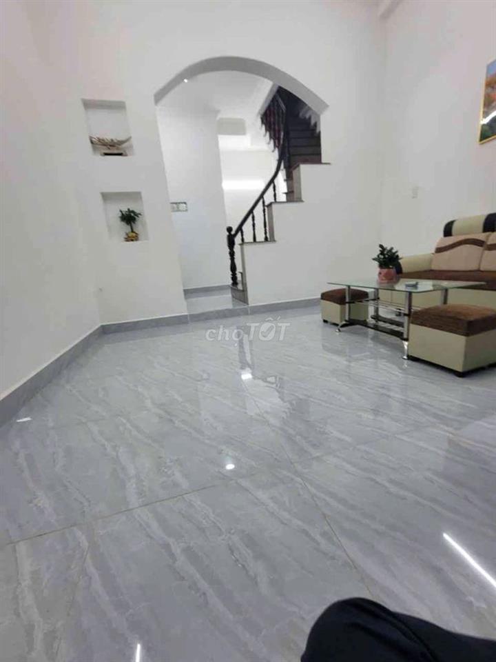 Siêu hiếm nhà mới cách mt Phạm Văn Bạch 10m,dt: 4x10m. Chỉ 4,68 tỷ