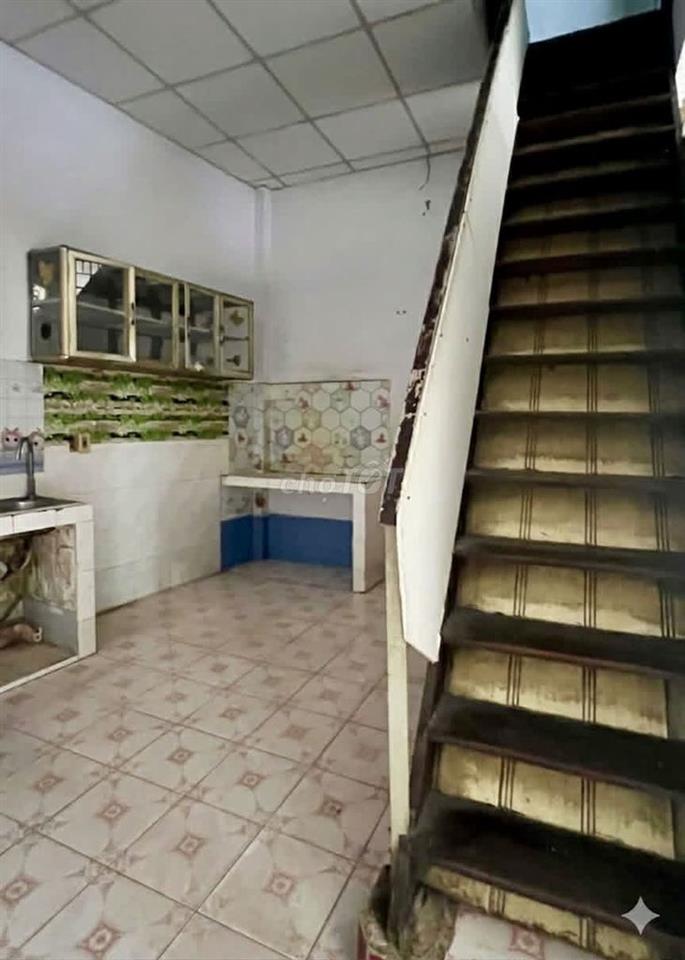 Cần tiền bán nhà hẻm chính chủ