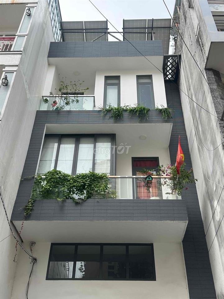 Nhà kiên cố đường thông ô tô né nhau trung tâm Quận Tân Bình